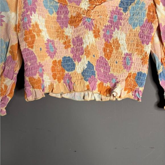Charlie Holiday Pink and Purple Floral Cropped Smocked Top Size 8 - Picture 2 of 6